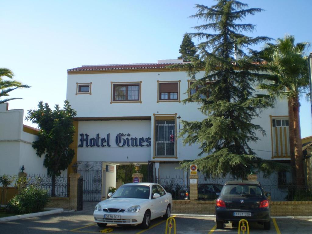 Hotel Ginés Esterno foto